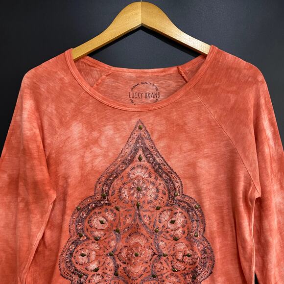 Lucky Brand Tie Dye Top Women's Small Orange Bronze Studs Round Neck 3/4 Sleeve - Picture 3 of 8